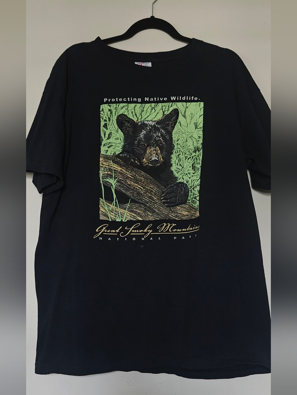 Vintage 90's Great Smoky Mountains National Park- Black Bear Graphic Tee